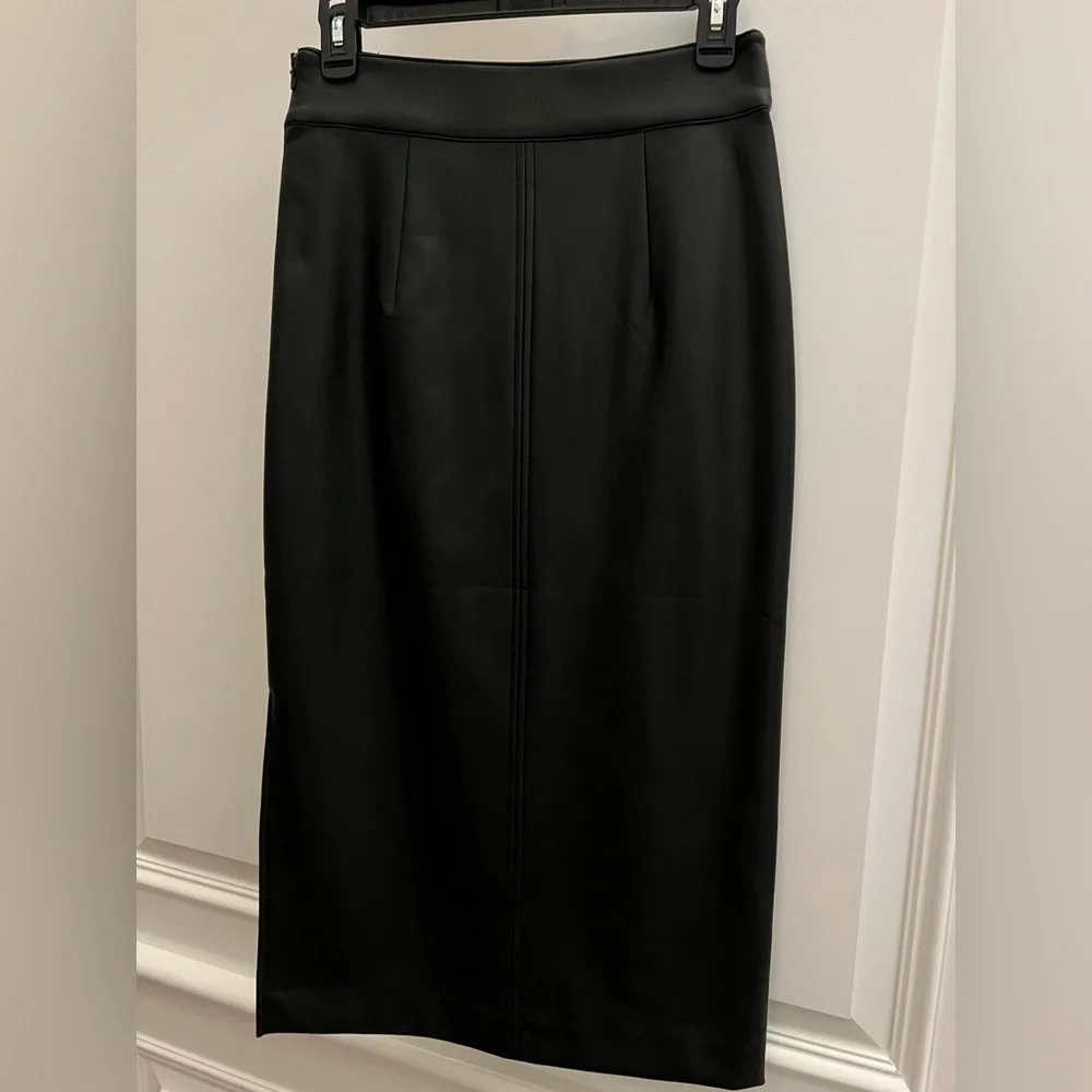 Halogen faux leather skirt. Size 4
